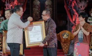 Ari Dwipayana terima anugerah Parama Bhakti Budaya dari Pemprov Bali